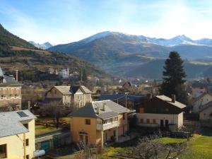 Appart T3 de charme sous les toits Jausiers 6 pers