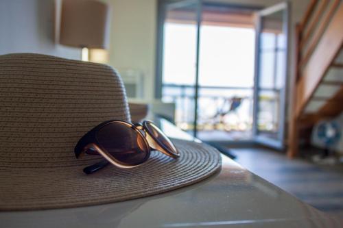 Appart terrasse, Climatisation , Vue mer, Piscine, Parking