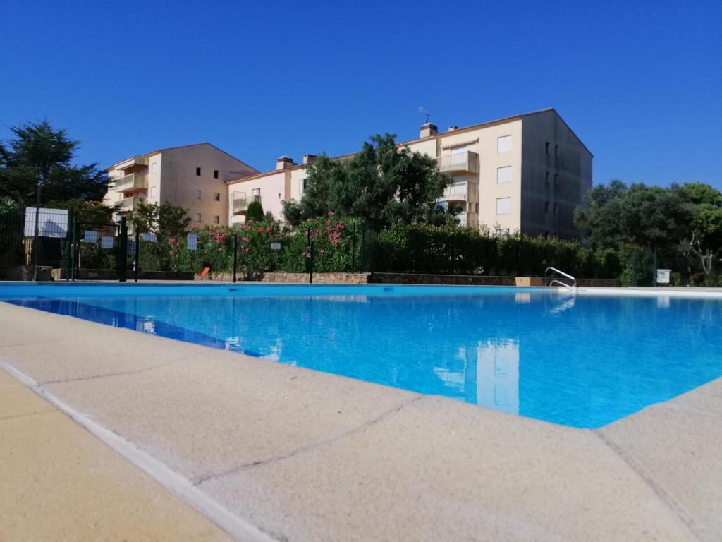 Appart tout confort, résidence calme, proche du centre historique et de la plage 20 Chemin des Virgiles, 83120 Sainte-Maxime