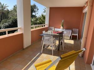 Appartement Appart vue mer à 50 m des plages 78 Av. de la Thébaide 83380 La Garonnette-Plage Provence-Alpes-Côte d\'Azur