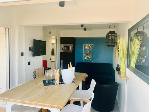 Appart vue mer coursive 2 chambres naturiste