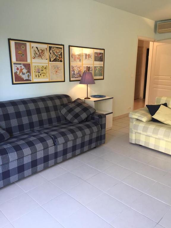 Appartamento in centro a Mentone vicino alla spiaggia Parcheggio privato INCLUSO! Primo piano Place Saint-Roch, 06500 Menton