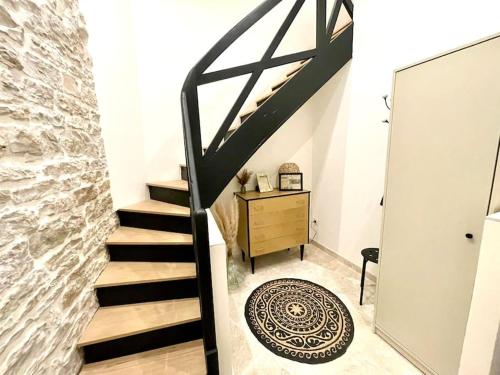 APPARTEMENT 1 CHAMBRE AVEC ENTREE INDIVIDUEL