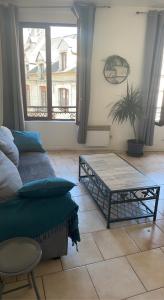 Appartement 1 chambre, dieppe centre draps non inclus