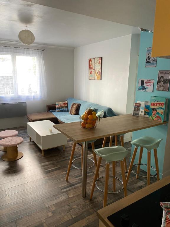 Appartement 100m de la mer 9 Avenue Edouard VII, 06500 Menton