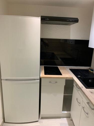 Appartement 1er Etage 42m2 hyper centre ville / parking gratuit