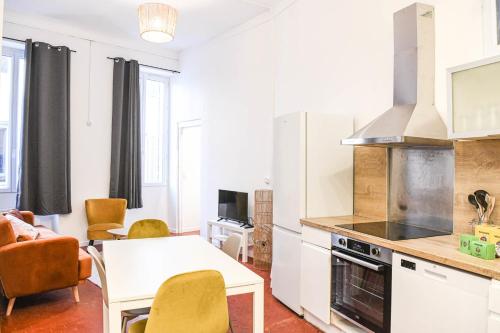 Appartement 2 chambres Vieux Port et Cours Julien