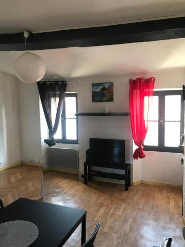 Appartement 2 personnes - PORT CIOTAT - proche mer