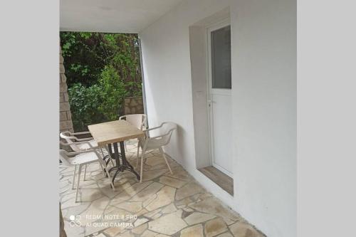 Appartement 2 personnes proche plage(900m) dans une maison individuel.