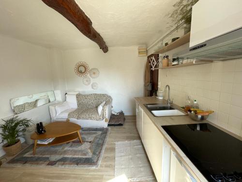 APPARTEMENT 2 pièces 5 MINS CANNES - DUPLEX