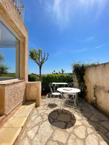Appartement 2 pièces avec terrasse - Montauroux