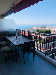 Appartement 2 pièces vue mer à Nice Fabron les Constellations Piscine 10mn promenade des Anglais