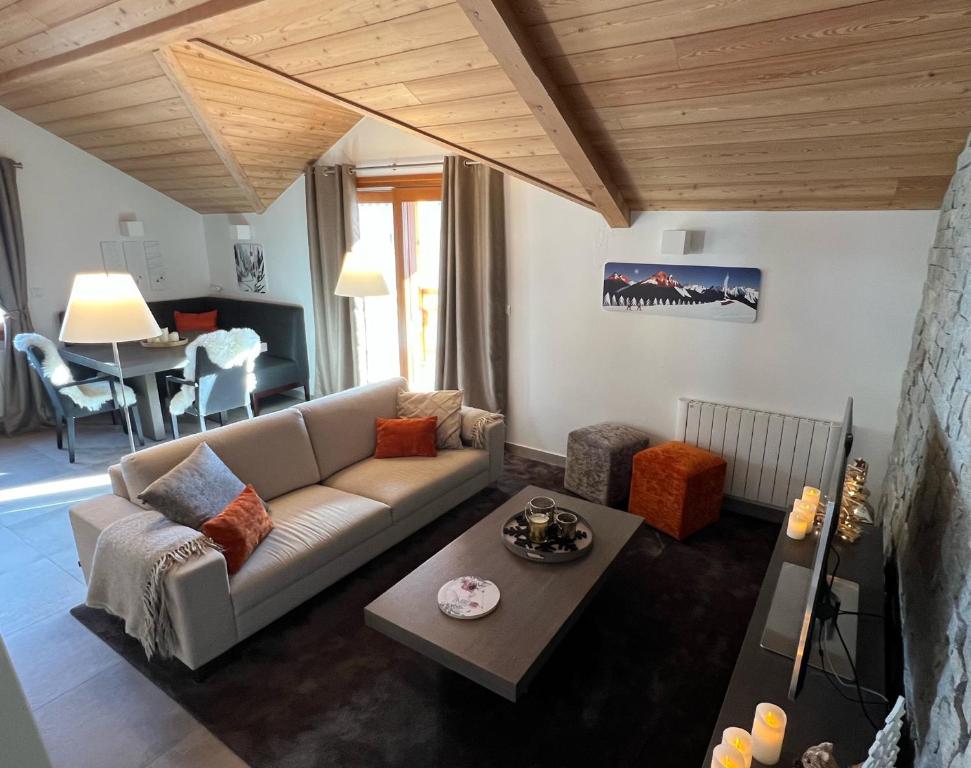Appartement 201, Duplex avec terrasse et garage Les Granges de Caterina 5100B Rue de la Durance, 05100 Montgenèvre