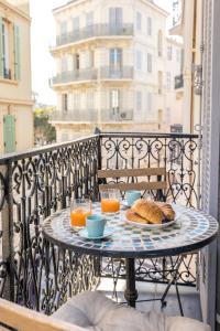 Appartement Appartement 2P centre de Cannes avec balcon 1 Rue Preyre 06400 Cannes Provence-Alpes-Côte d\'Azur