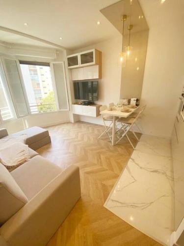 Appartement 2P Idéalement Placé Juan les Pins