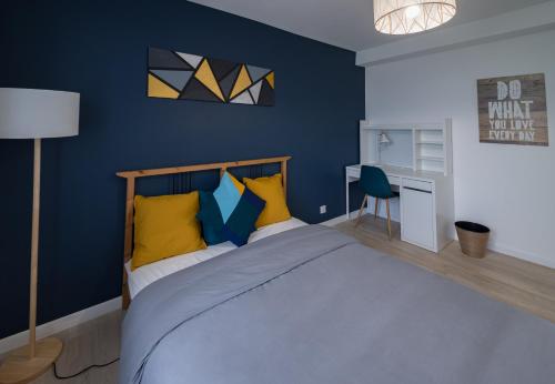 Appartement 3 chambres - Parking - Wifi - Buanderie - Jardin