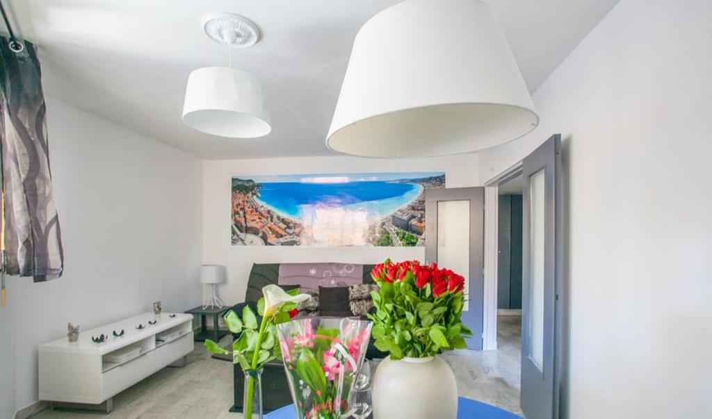 Appartement 3 pièces tout confort au centre de Nice 2 bis rue Emmanuel Philibert, 06300 Nice