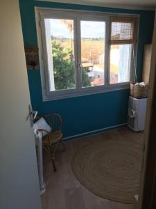Appartement 300 m plage et port