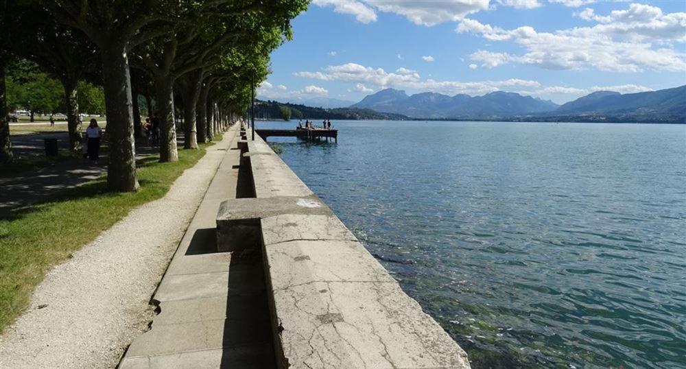 Appartement 35 m² bord de lac Aix les Bains (73) 15 Boulevard du Port aux Filles, 73100 Aix-les-Bains