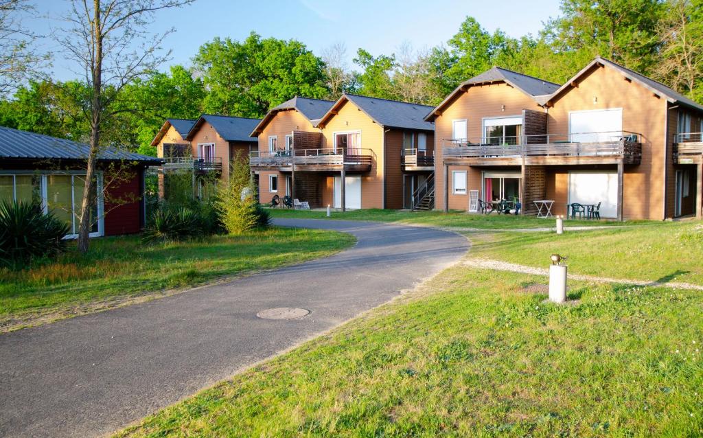 Appartement 4 personne sur Parc Vacances Richelieu 14 Route de Thuet, 37120 Chaveignes