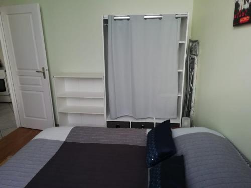 Appartement 4 personnes hyper centre en vieille ville au pied des remparts