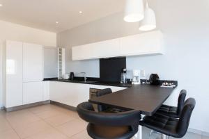 appartement 4 personnes vue mer remparts Antibes