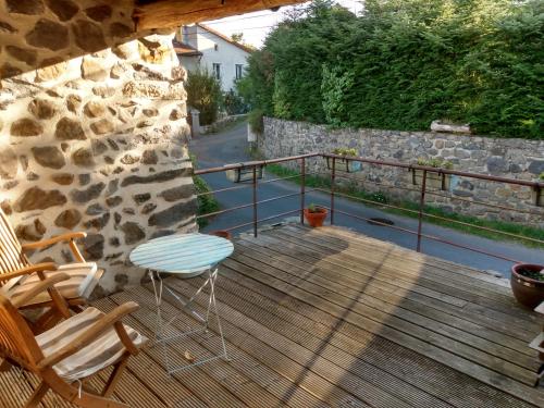 Appartement 45m2, à la campagne, à 15 mns du Puy en Velay
