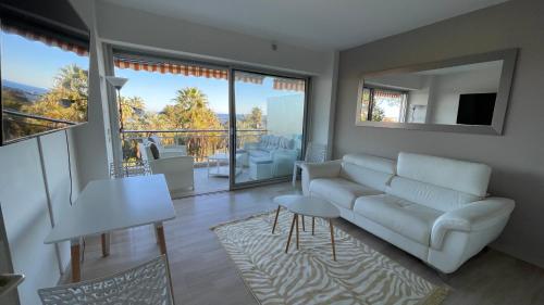 APPARTEMENT 45m2, VUE MER, GRANDE TERRASSE