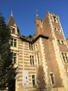 Appartement 4p 70m2 plein centre avec parking