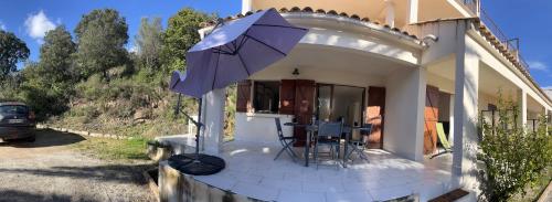 Appartement 5 pers dans résidence avec piscine face à la mer Solenzara