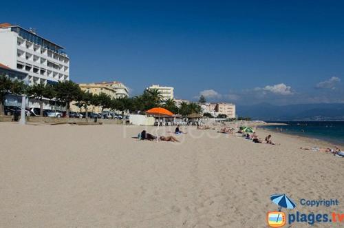 Appartement 50m2 pied dans l’eau