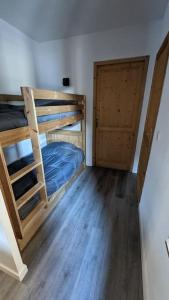 Appartement 6/8 pers à 200 m des pistes - piscine