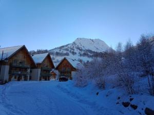 Appartement 6/8 pers à 200 m des pistes - piscine