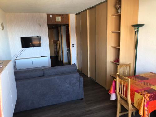 APPARTEMENT 6 COUCHAGES PIAU ENGALY PIED DE PISTES