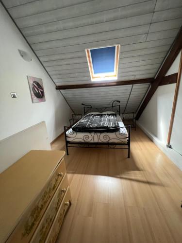 APPARTEMENT 6 PERSONNES CLASSE 2 ETOILES LEBOUCQ Laurent