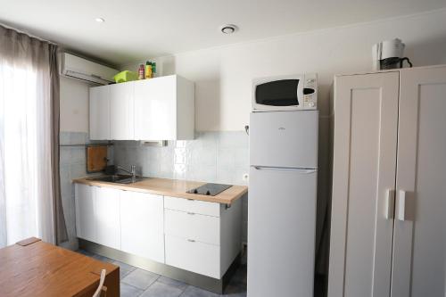 APPARTEMENT 6 PERSONNES VUE MER 30 M DE LA PLAGE