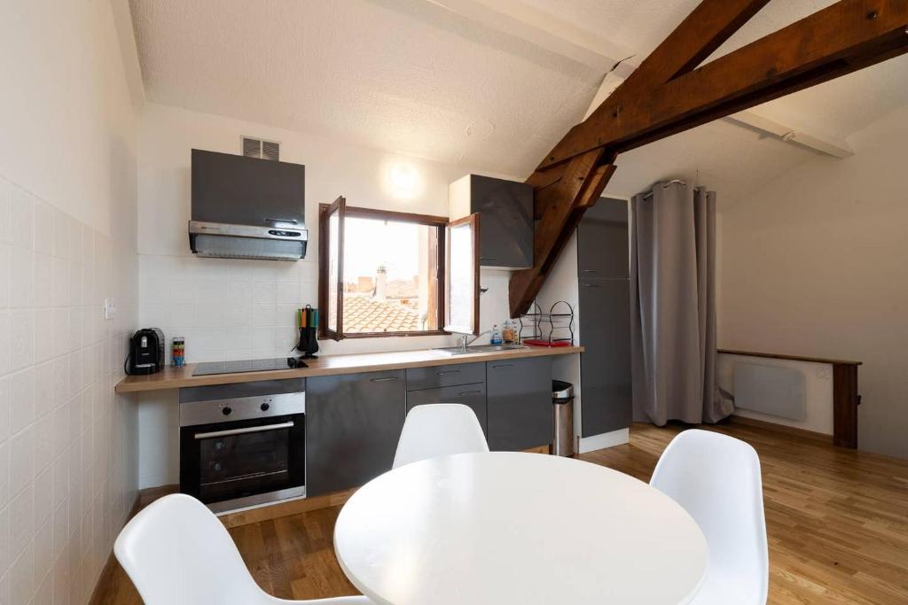 Appartement 7 - tout équipé, fonctionnel - Carmes, Toulouse 15 Rue du Canard, 31000 Toulouse