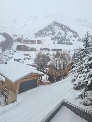 Appartement 8/10 couchages la foux d'allos.