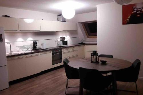Appartement 8 min centre ville en tram