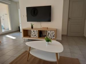 Appartement 8 personnes En face des Remparts Climatisé avec terrasse et Parking