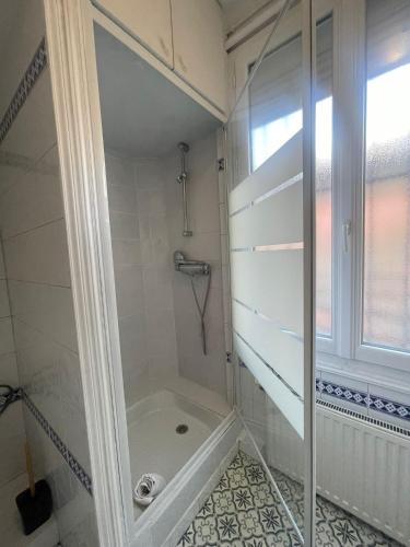 appartement a 15 minute de centre de paris