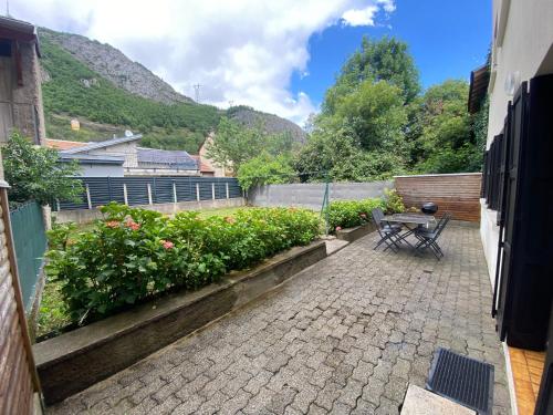 Appartement à Auzat au pied du Montcalm