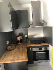 Appartement a proximité du centre et de la Plage a Meze