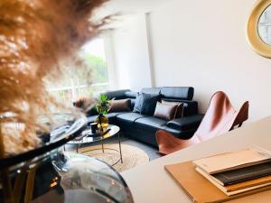Appartement accès direct mer, en face du port et de toutes commodités