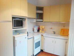 Appartement Aix-les-Bains, 1 pièce, 2 personnes - FR-1-555-8