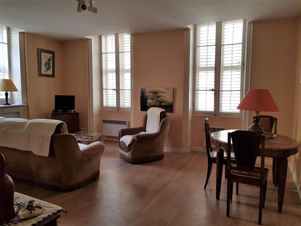 Appartement Aix-les-Bains, 2 pièces, 2 personnes - FR-1-555-83 1 RUE CHARLES DULLIN, 73100 Aix-les-Bains