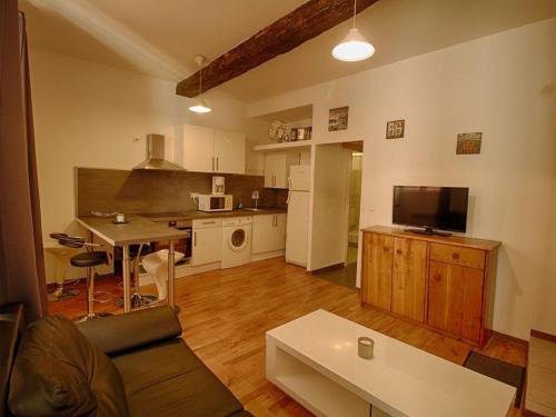 Appartement Ajaccio, 1 pièce, 2 personnes - FR-1-61-507