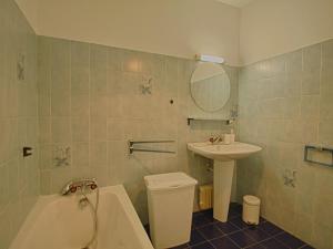 Appartement Ajaccio, 2 pièces, 4 personnes - FR-1-61-594