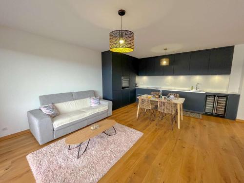 Appartement Ajaccio, 2 pièces, 4 personnes - FR-1-61-605