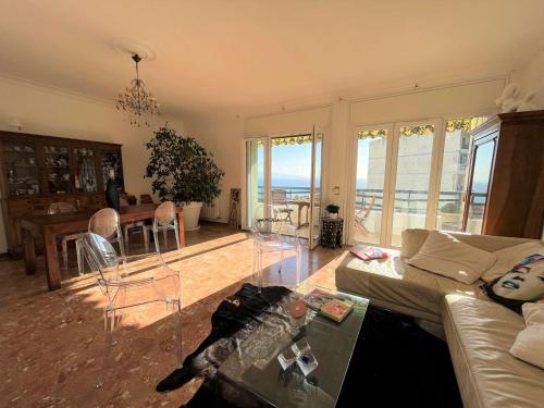 Appartement Ajaccio, 3 pièces, 4 personnes - FR-1-61-607
